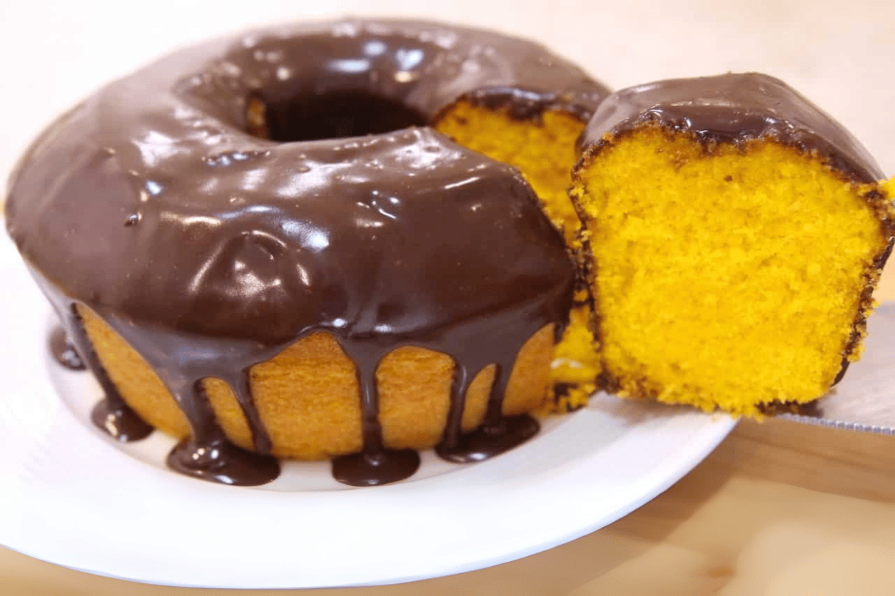 Bolo de cenoura de liquidificador