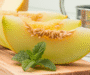 Benefícios do melão: um fruto doce que cuida da sua saúde