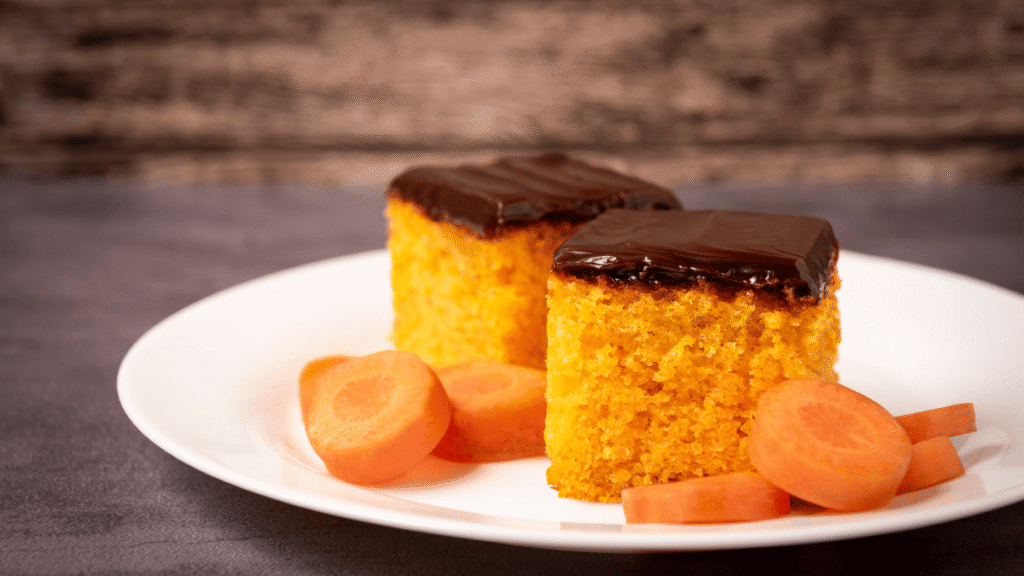 Como fazer bolo de cenoura simples