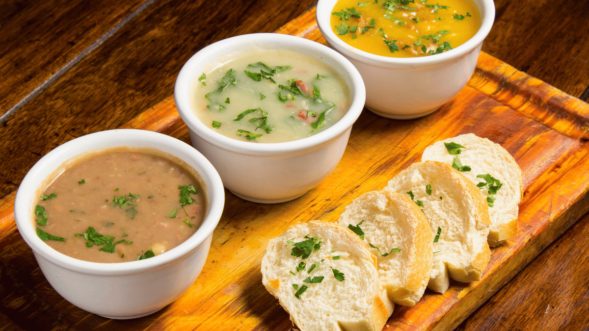 Tipos de caldos para festa