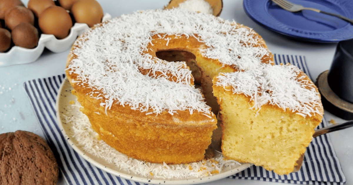 Bolinho de coco ralado