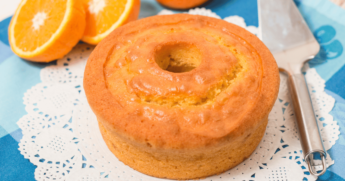 Bolo fofo de laranja