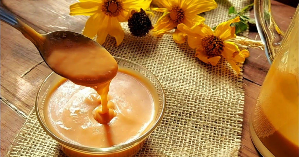 Doce de leite caseiro com leite de vaca Doce de leite caseiro com leite de vaca