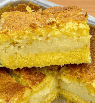 Bolo de fubá cremoso de liquidificador